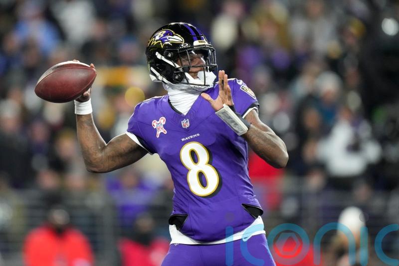 Baltimore Ravens lock in play-off berth with 34-17 win over Pittsburgh Steelers