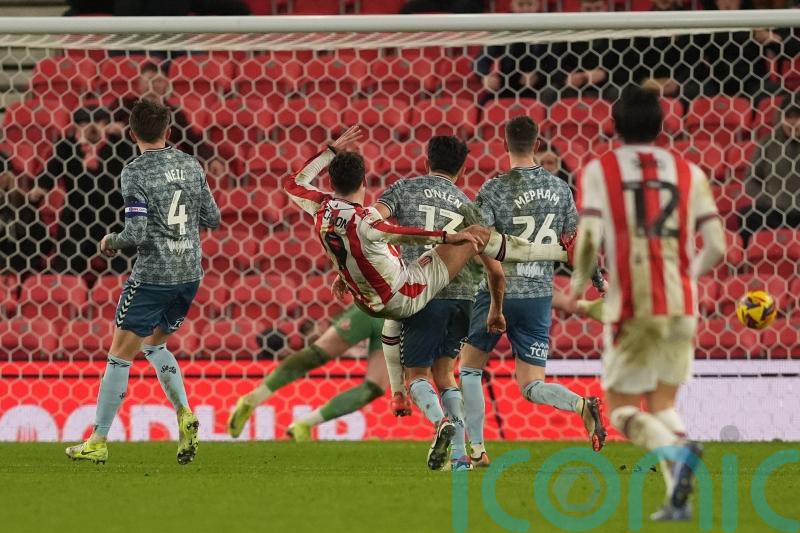 Last-gasp Tom Cannon goal snatches much-needed win for Stoke against Sunderland