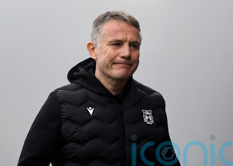 Phil Parkinson delighted by Wrexham&rsquo;s ability to win when not at best