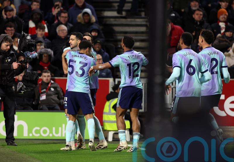 Thursday&rsquo;s briefing: Arsenal&rsquo;s bug, Rashford responds and Windass&rsquo; wonder goal