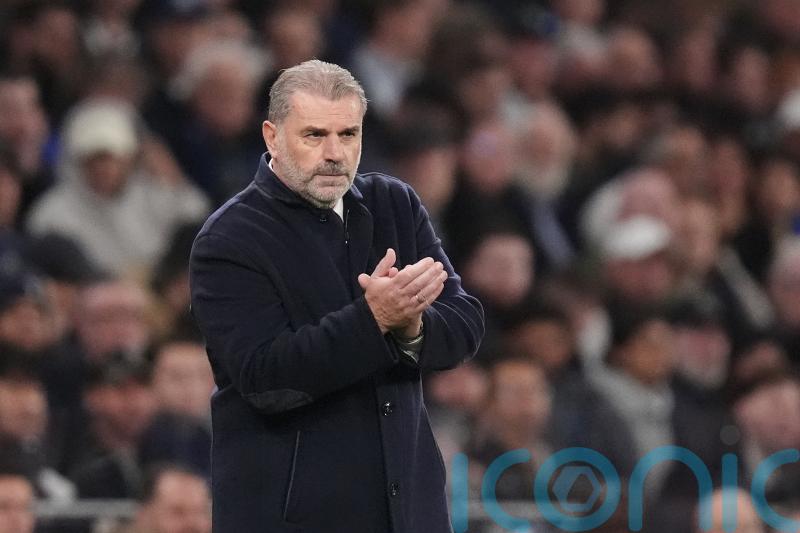 Tottenham complete signing of goalkeeper Antonin Kinsky