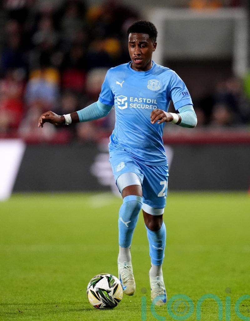 Leyton Orient hold their nerve in shoot-out to seal tie against Manchester City