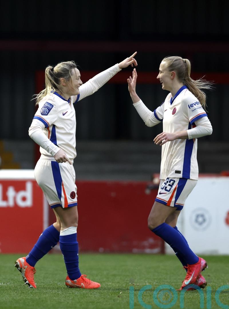 Leaders Chelsea back to winning ways in WSL with 5-0 romp at West Ham