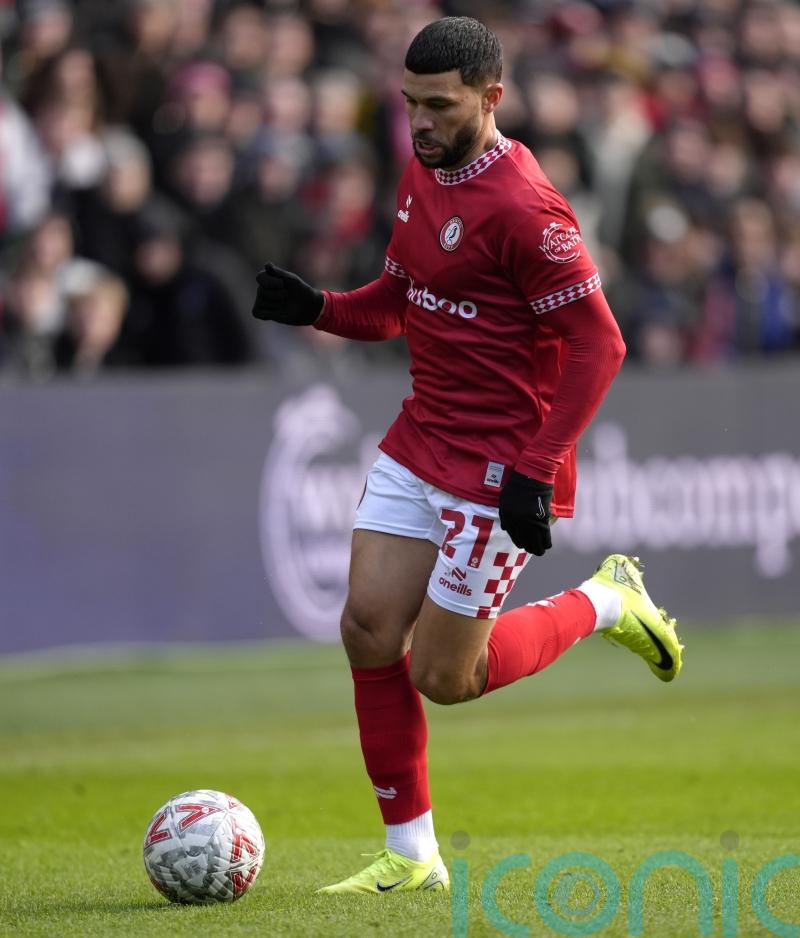 Liam Manning keen to keep &lsquo;consummate professional&rsquo; Nahki Wells at Bristol City