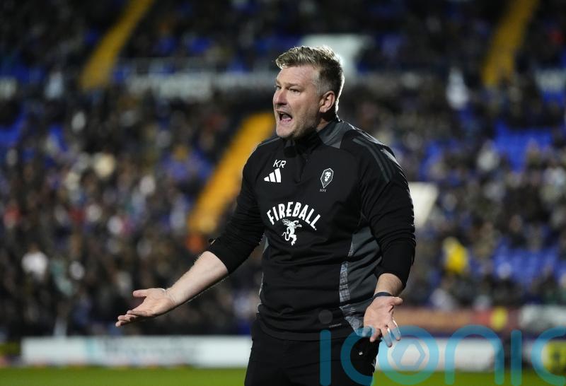 We need this place rocking &ndash; Karl Robinson calls for Salford support