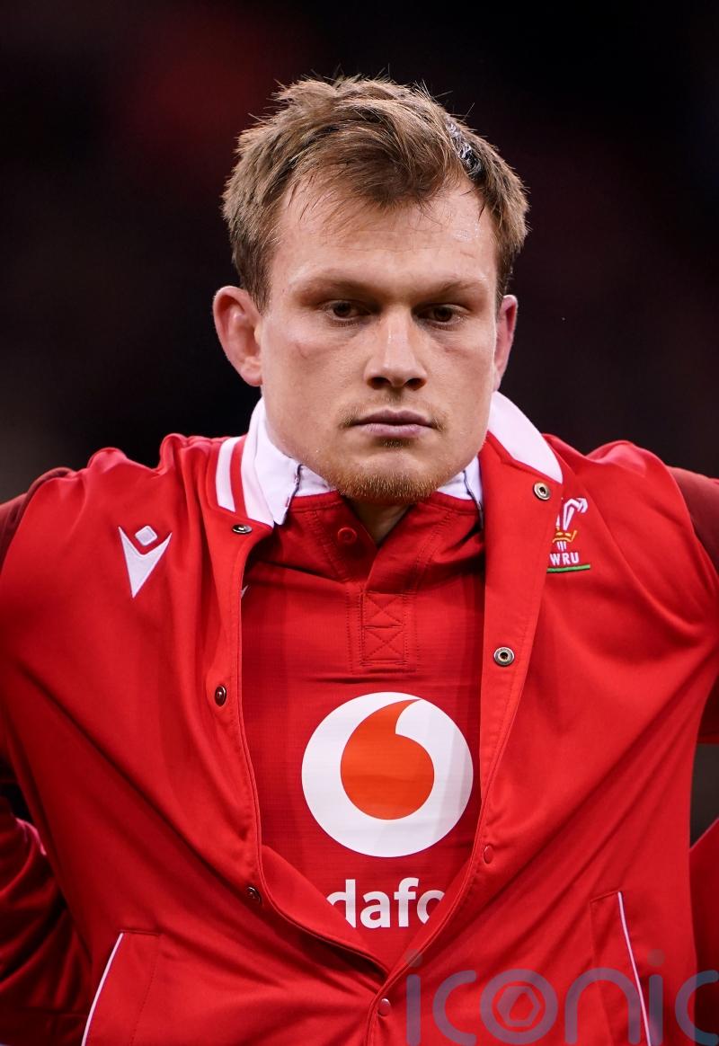 Wales centre Nick Tompkins admits current poor form is &lsquo;devastating&rsquo;