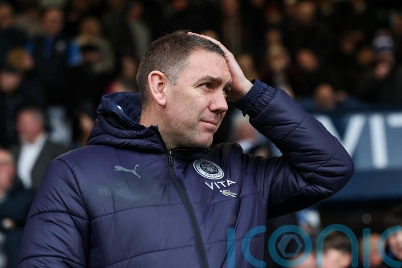 Dave Challinor bemoans Stockport&rsquo;s late lapse in concentration