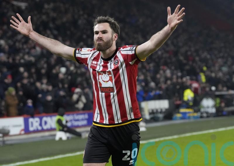 Sheffield United keep up pursuit of Leeds with victory over Middlesbrough