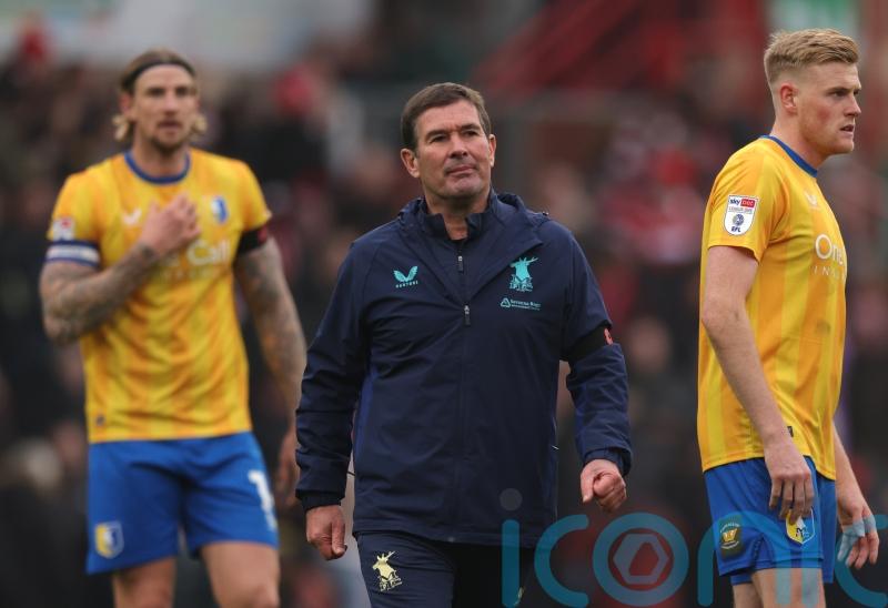 Nigel Clough &lsquo;cannot see where the next point is coming from&rsquo; for Mansfield