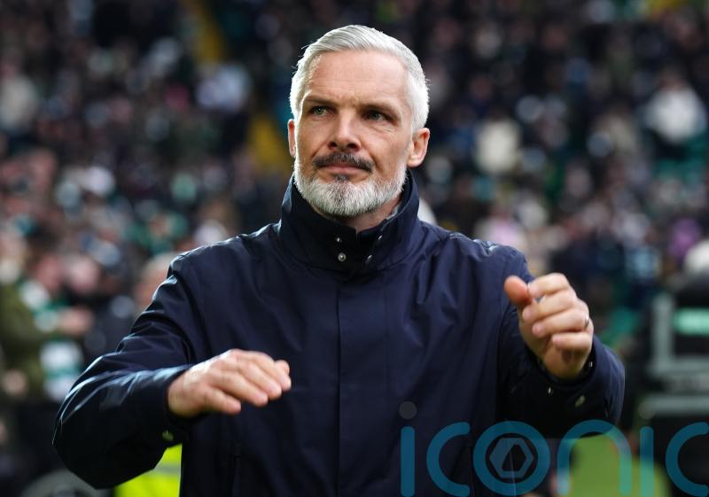Jim Goodwin angry with Dundee United&rsquo;s disallowed goal in defeat to Hibs