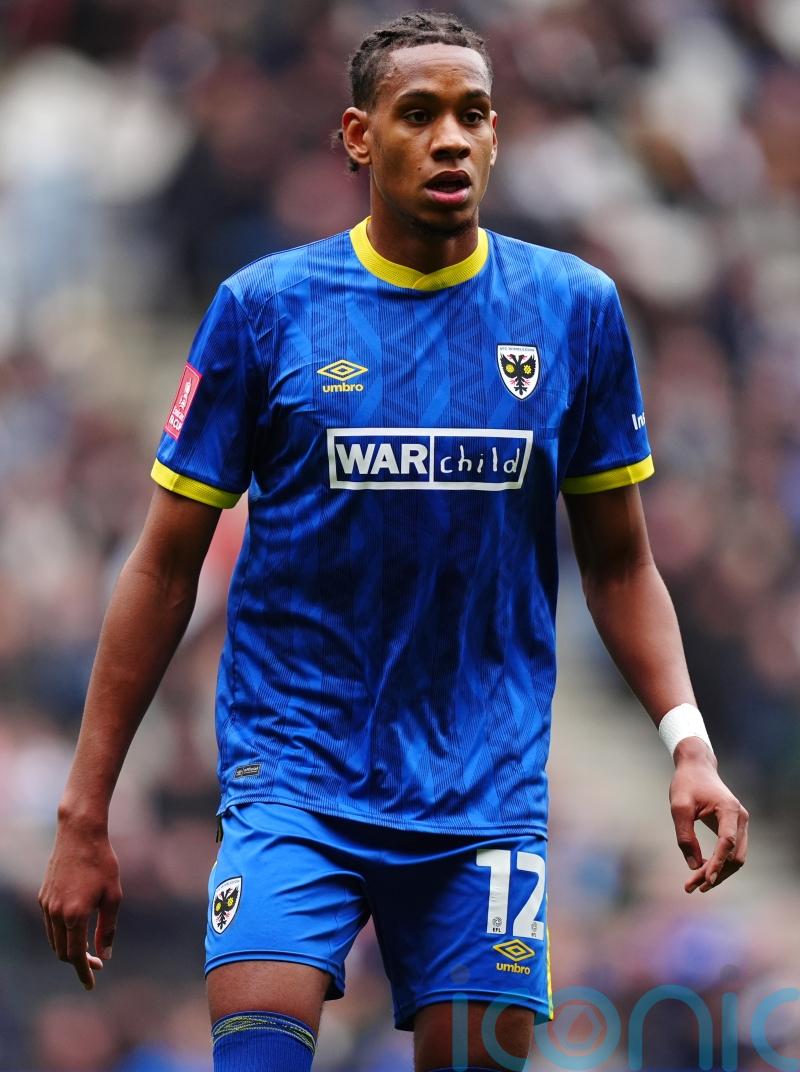 Alistair Smith stunner helps AFC Wimbledon see off promotion rivals Notts County