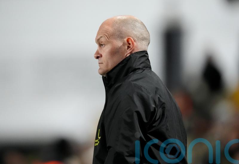 Alex Neil puts Liam Roberts ban behind him as Millwall win at Watford