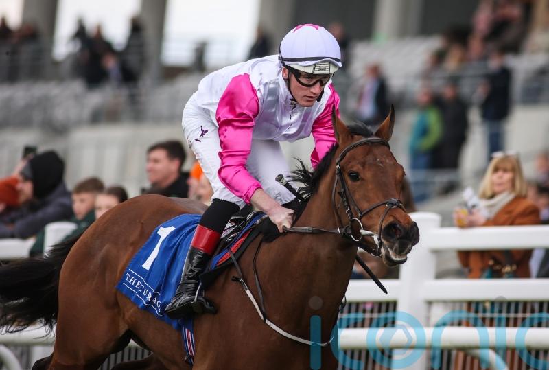 Power Blue makes Curragh impact