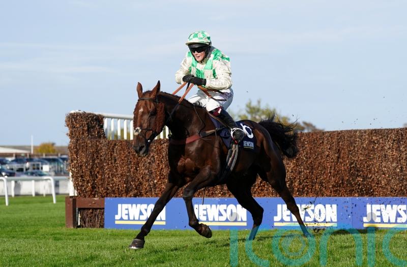 Celebre d&rsquo;Allen poised to take Grand National chance