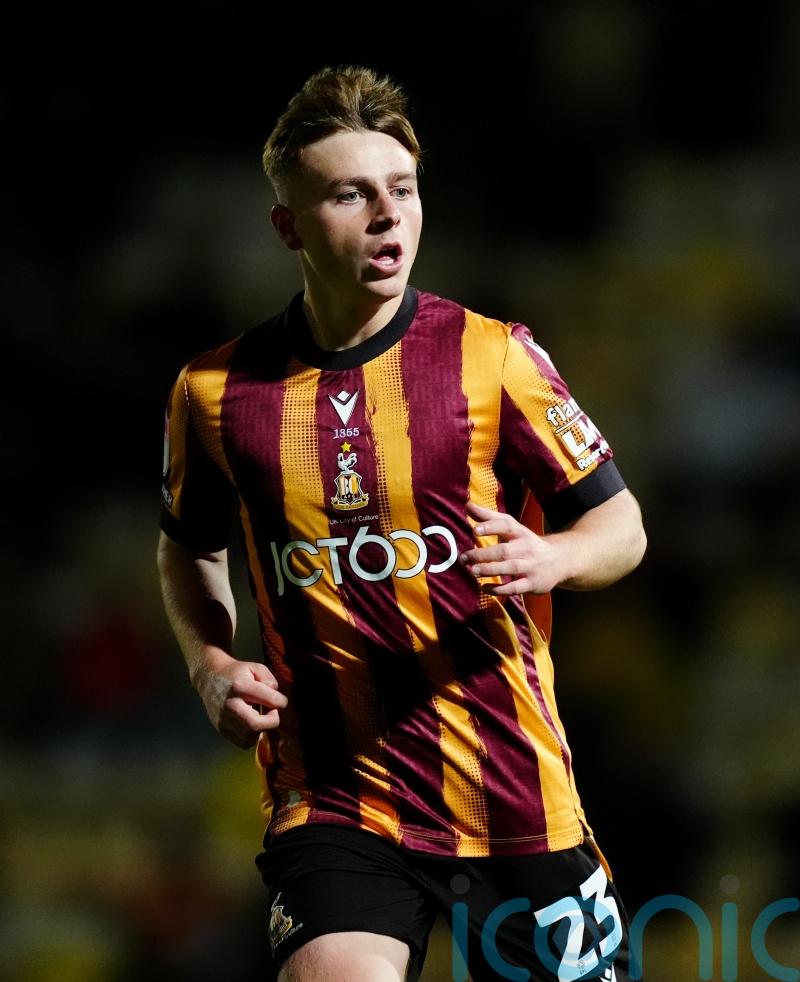 Bobby Pointon quick off the mark as Bradford go top with win over Crewe