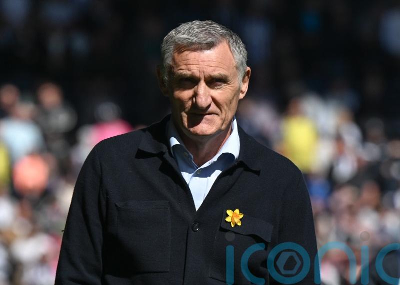 West Brom boss Tony Mowbray hails display of &lsquo;wonderful player&rsquo; Tom Fellows