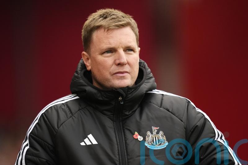 Eddie Howe congratulates Newcastle players from hospital bed after Man Utd win