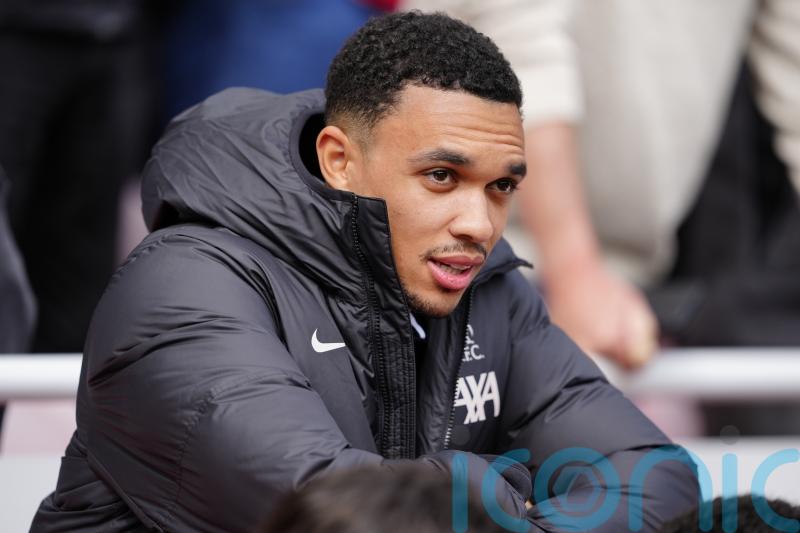Trent Alexander-Arnold&rsquo;s professionalism impresses Arne Slot amid speculation