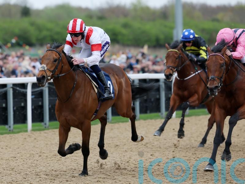 Glittering Legend floors Bowmark in Burradon Stakes