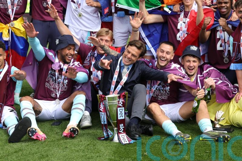 Scott Parker won&rsquo;t let title regret overshadow 100-point Burnley season