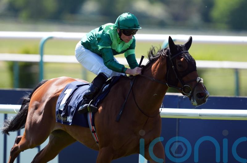 Giselle far too good for Lingfield Oaks Trial rivals