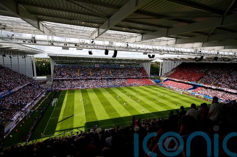 Will Still relinquishes Lens head coach role due to personal reasons