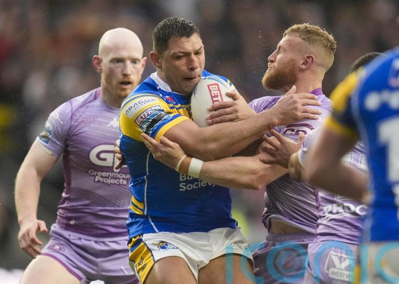 Ryan Hall says resurgent Leeds looking to challenge at top of Super League