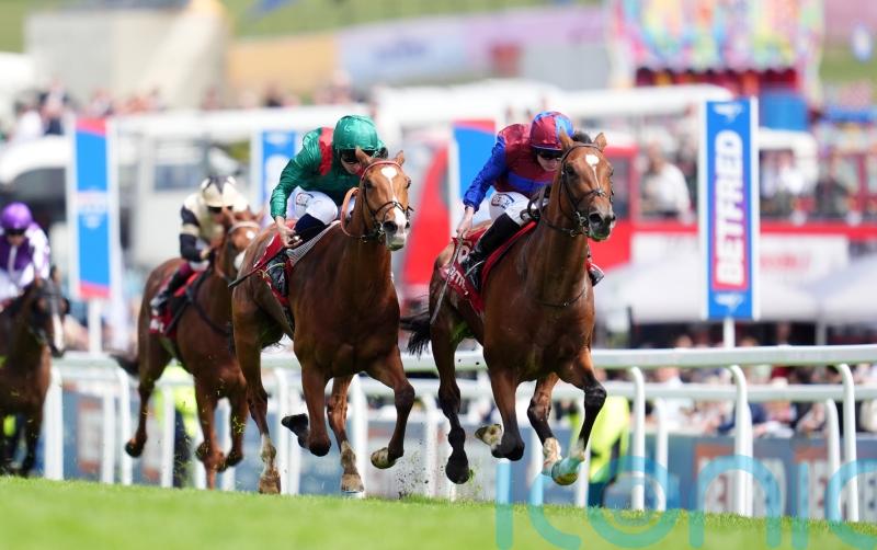 Jan Brueghel holds off Calandagan in Coronation Cup thriller