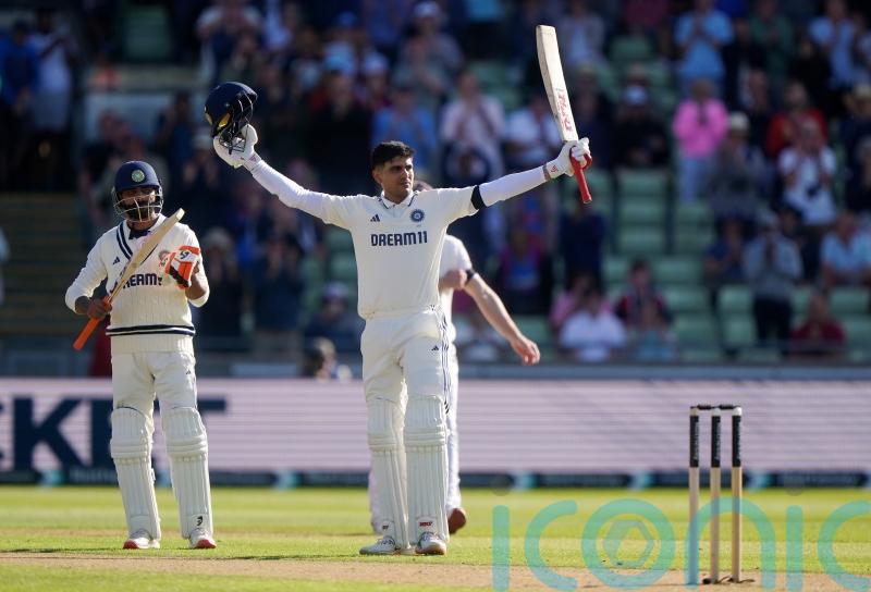 Shubman Gill halts England&rsquo;s opening day progress at Edgbaston