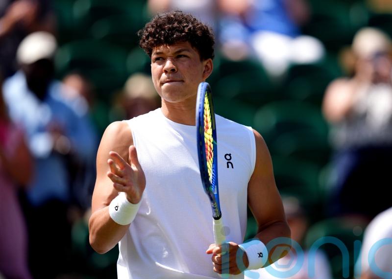 Ben Shelton needs just 69 seconds to complete match halted on Thursday night