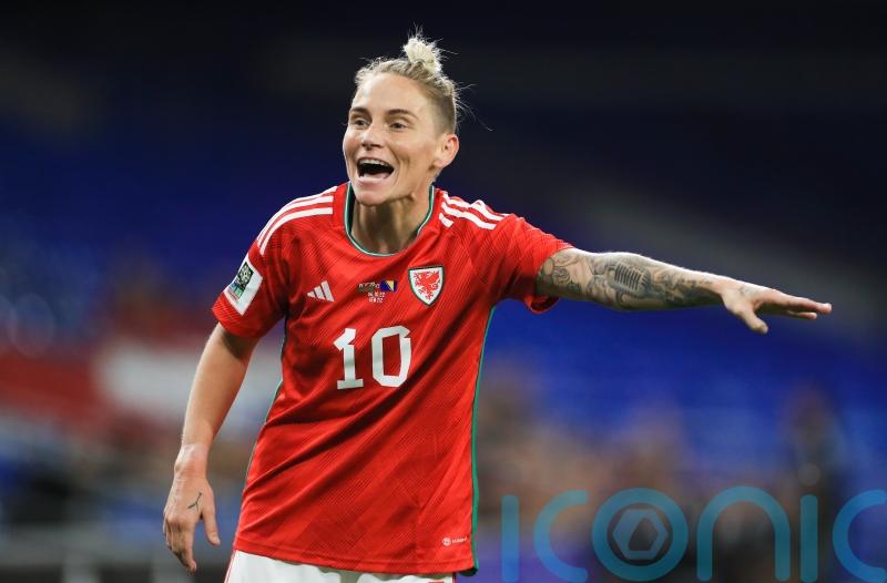 Veteran Jess Fishlock in no rush to make decision on Wales future