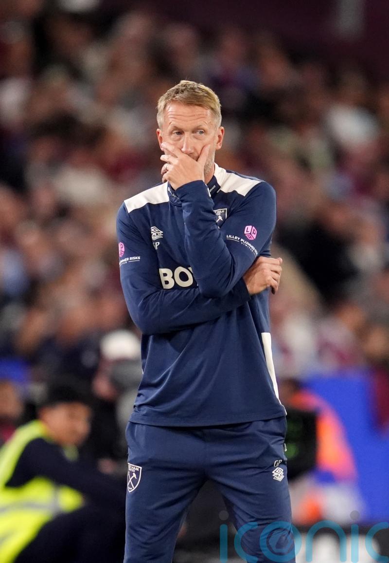 Chelsea thump West Ham to pile more pressure on Graham Potter