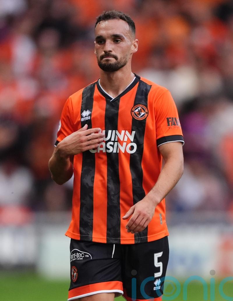 Vicko Sevelj concedes late penalty as Hibernian snatch draw against Dundee Utd