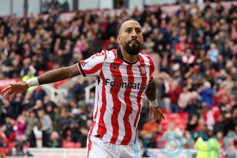 Sorba Thomas&rsquo; second-half goal earns Stoke comeback draw against Norwich