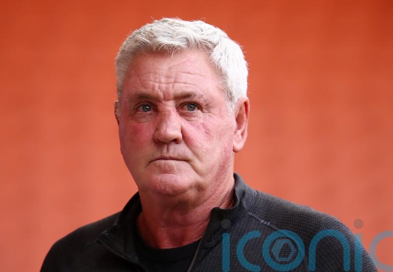 Steve Bruce bemoans &lsquo;horrible&rsquo; penalty decision as Blackpool undone at the death
