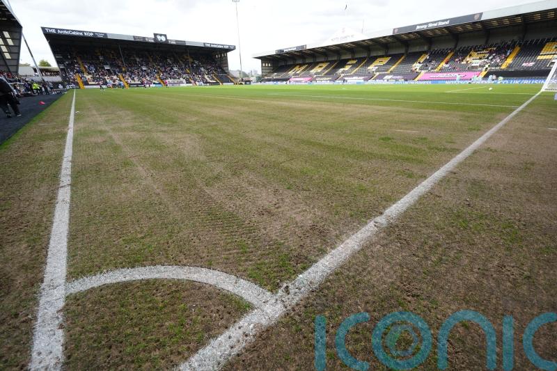 Notts County cruise to victory over Oldham