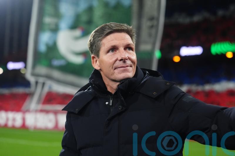 Oliver Glasner absolves teen Jaydee Canvot of blame after Crystal Palace defeat