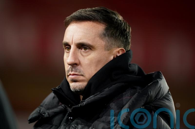 Gary Neville says Man Utd&rsquo;s &lsquo;ageing&rsquo; spine &lsquo;should be doing a lot better&rsquo;