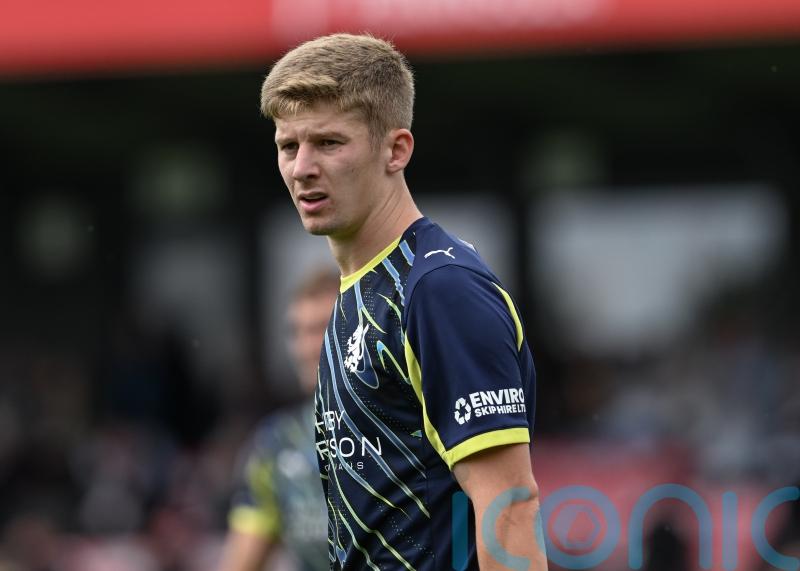 Crewe and Chesterfield share points in six-goal thriller