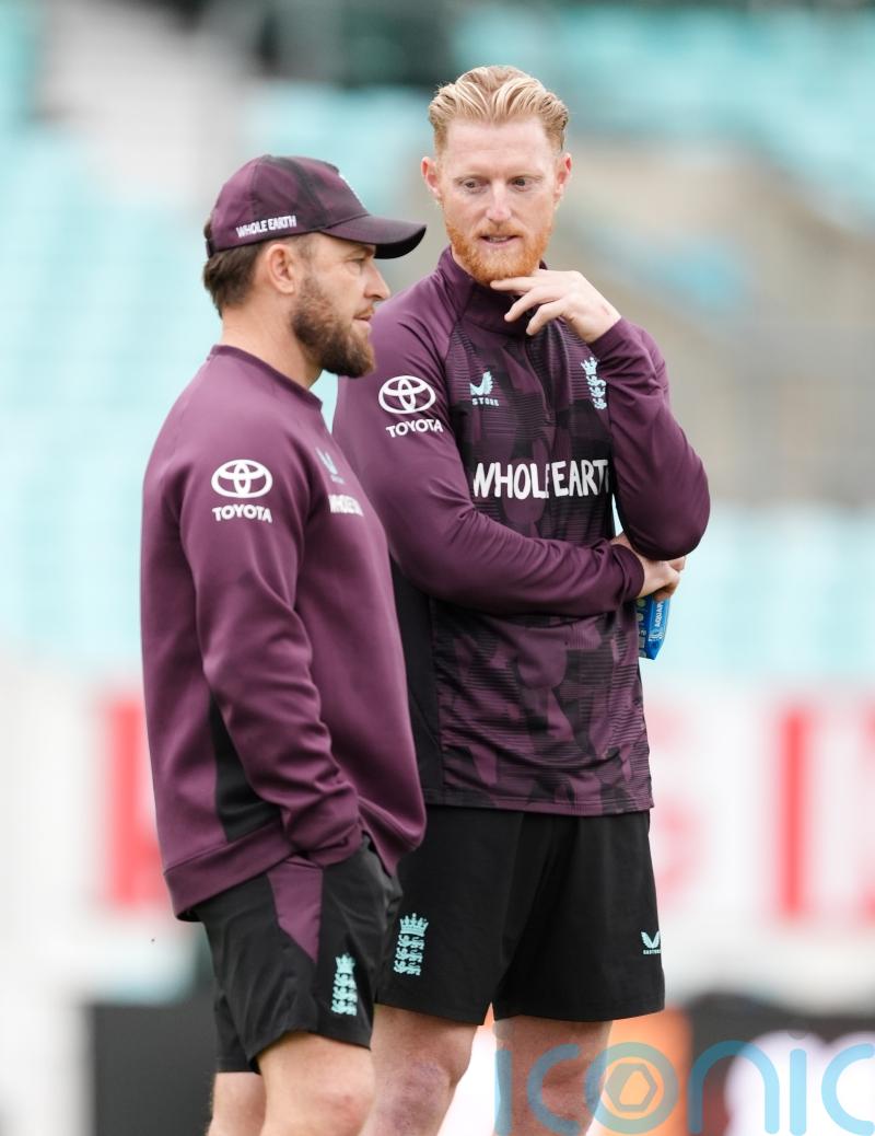 England turn down floodlit Canberra tune-up and stay together in Queensland