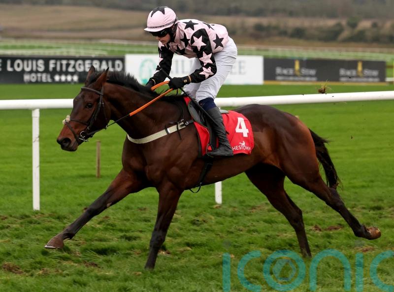 Heads Up booked in for Cheltenham return