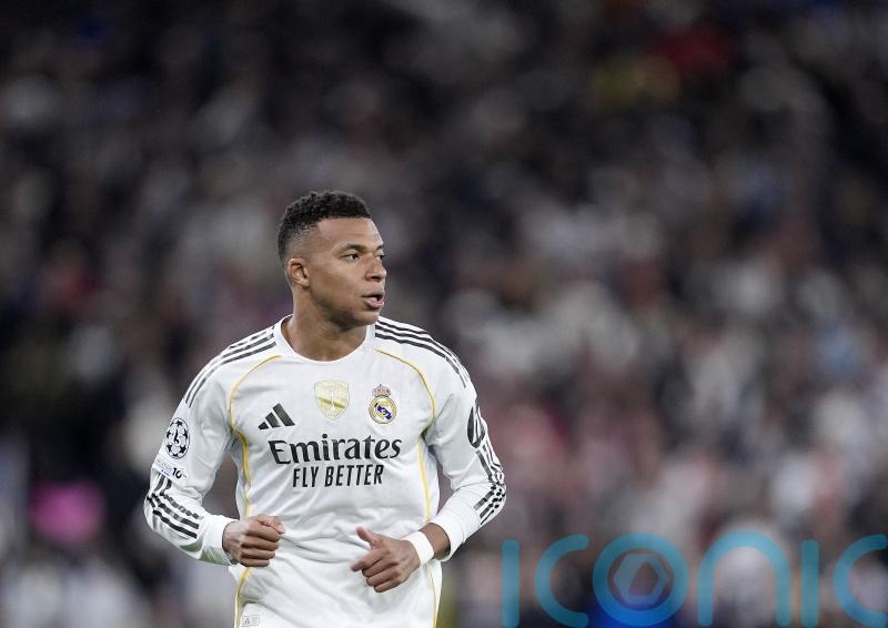 Kylian Mbappe double in win over Villarreal helps send Real Madrid top of LaLiga