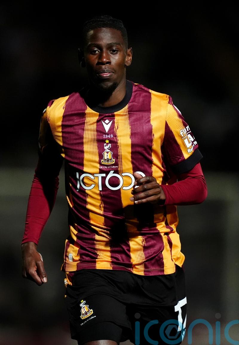 Late Tyreik Wright winner helps Bradford end losing run by beating Doncaster